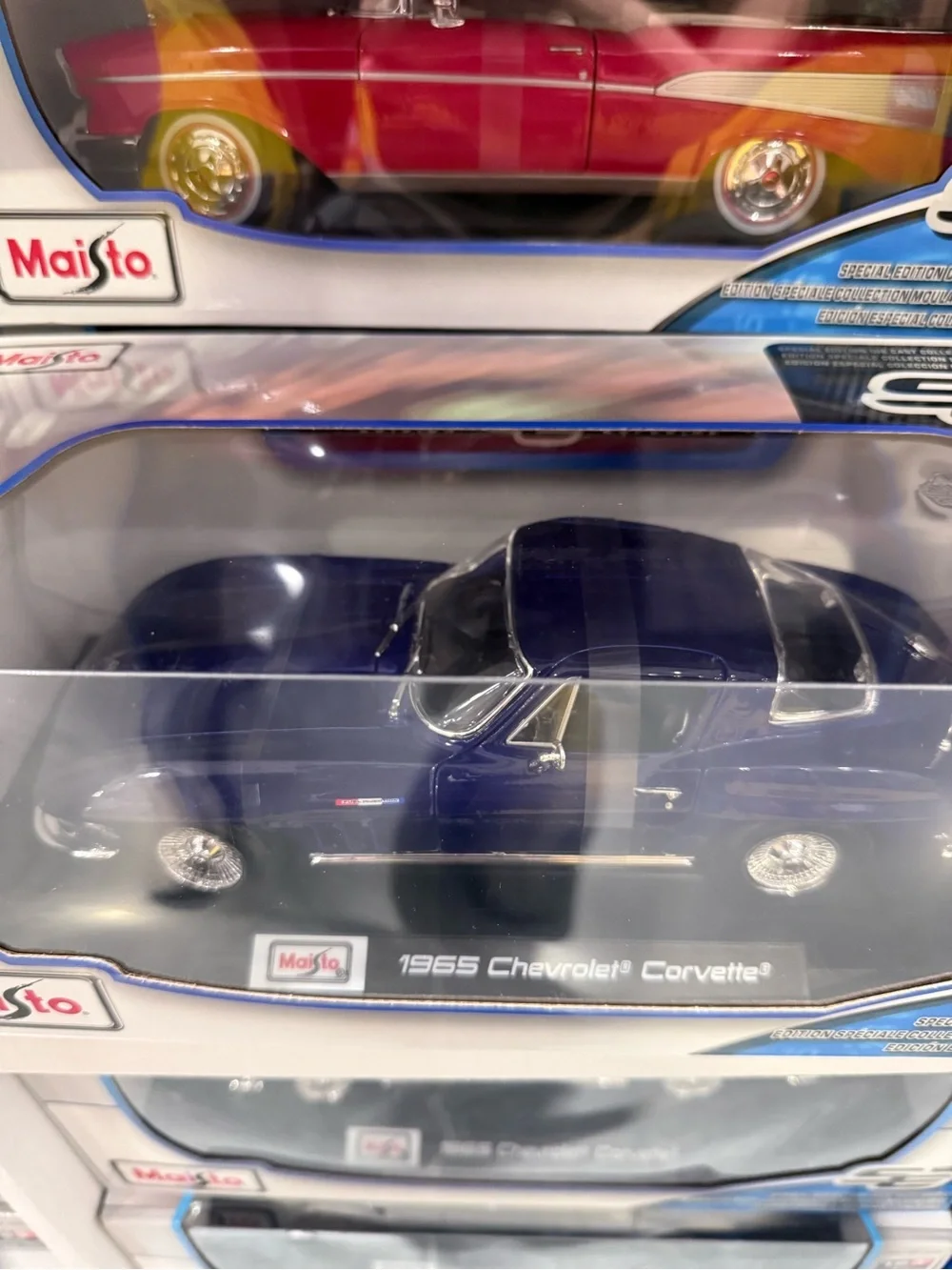 1:18 scale maisto model cars